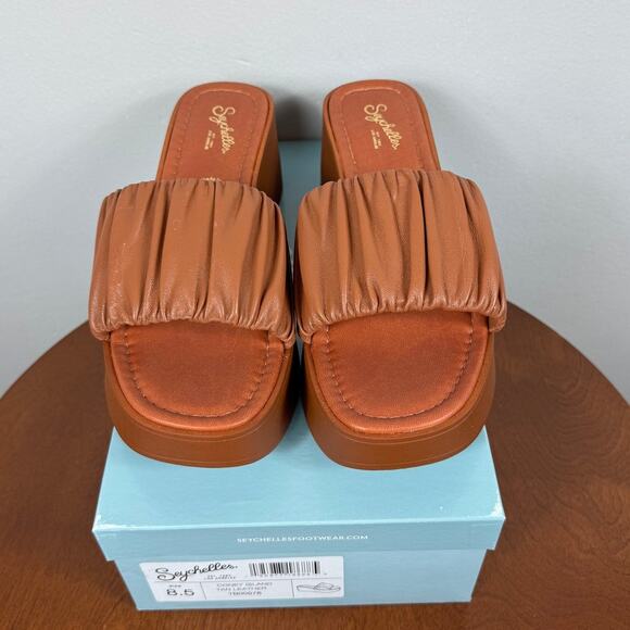 New Seychelles Women' Coney Island Sandal in Tan Leather Size 8.5